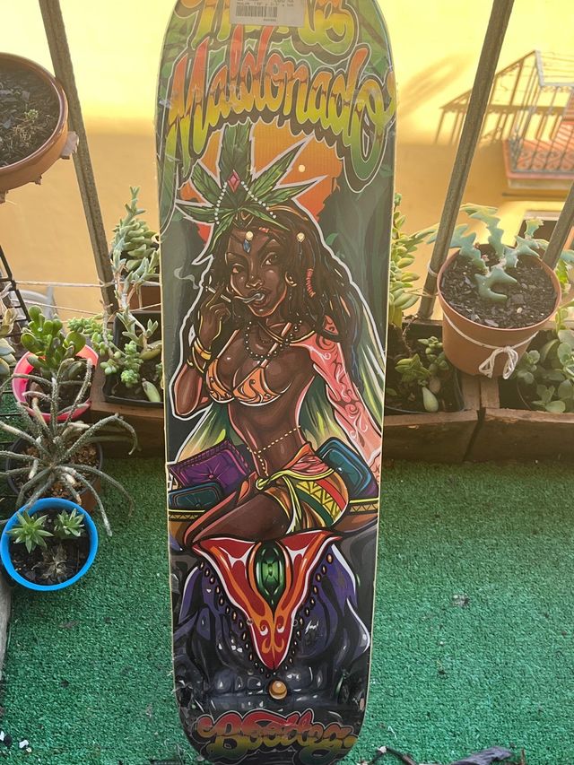 Bootleg skateboard Deck Rasta Queen Mike Maldonado