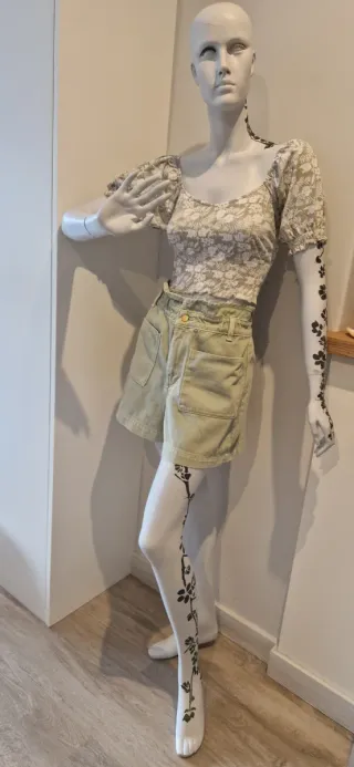 Conjunto Zara top encaje y shorts verde