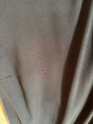 Vestido negro con lentejuelas 