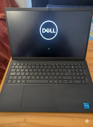 Portátil Dell VOSTRO 3510 Negro
