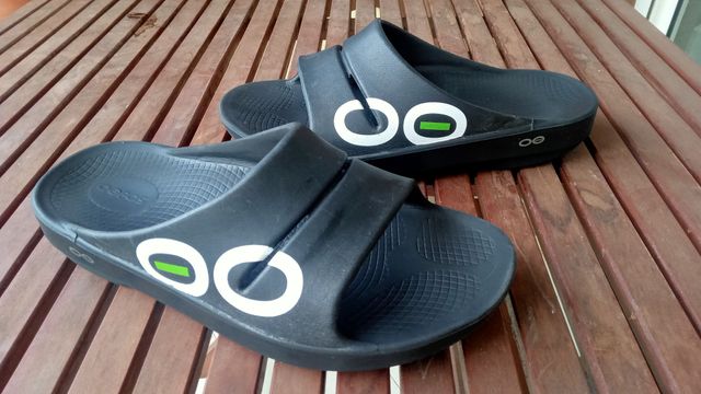 Sandalias recuperación OOFOS Talla 41