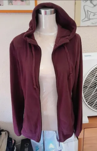 Sudadera polar con capucha y cremallera mujer M. 