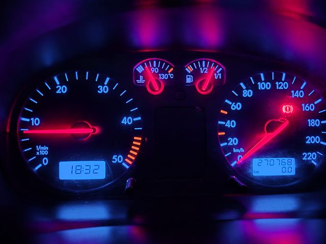 Volkswagen Caravelle T4 2.5 TDI 102CV Camper