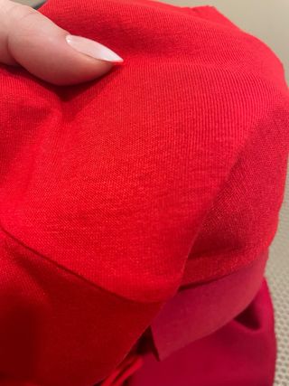 Vestido de fiesta rojo con lentejuelas