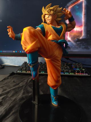 Figura Goku Dragon Ball Super FES!!