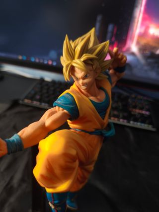 Figura Goku Dragon Ball Super FES!!