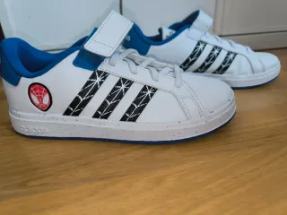 Zapatillas Adidas Spiderman Talla 35