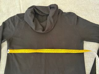 Abito nero o maxi maglia