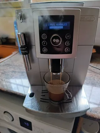 Cafetera Delonghi Automática