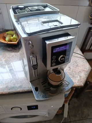 Cafetera Delonghi Automática
