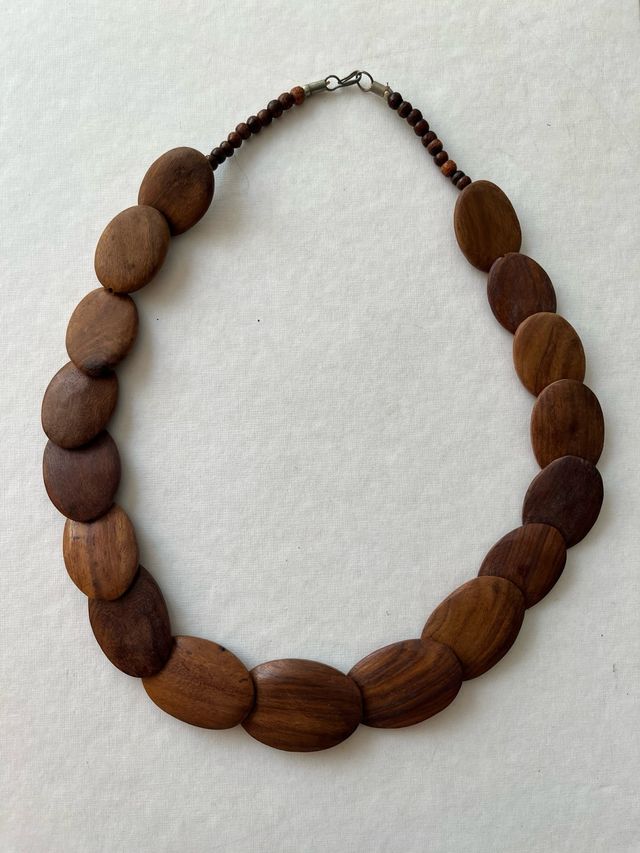 Collar madera étnico hippie