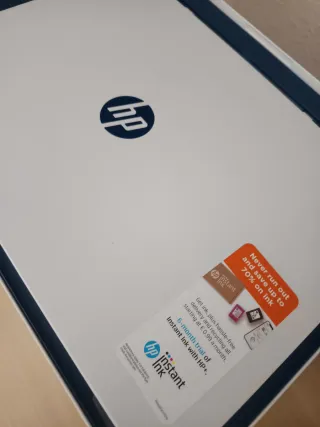 Impresora HP Blanca y Azul