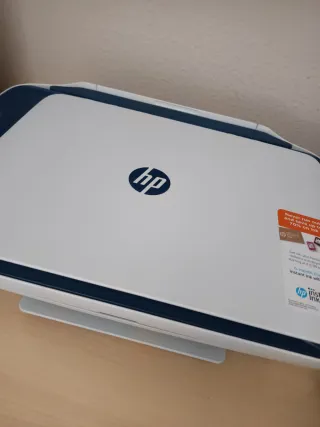 Impresora HP Blanca y Azul