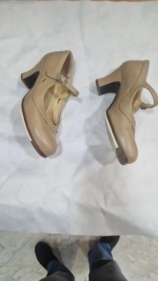 Zapatos Flamenco Begoña Cervera Beige Correa 36.5 
