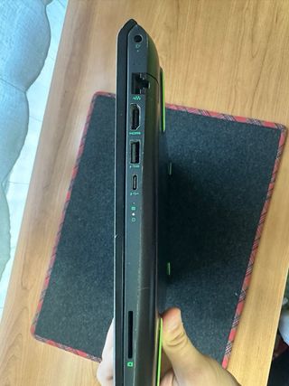 Portátil HP Pavilion Negro/Verde 