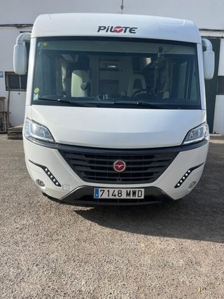Autocaravana PILOTE G740 - 2021