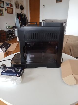 Cafetera DeLonghi Magnífica EVO Negra