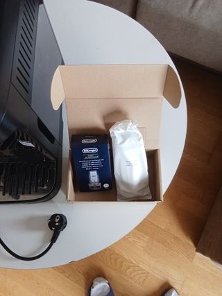 Cafetera DeLonghi Magnífica EVO Negra