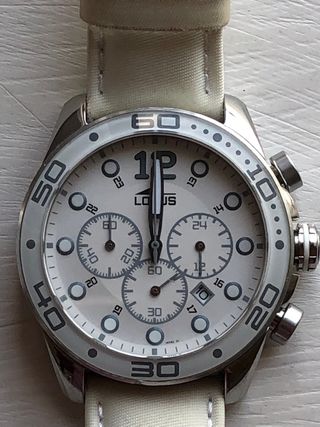 Reloj Lotus Cronógrafo Plata y Blanco