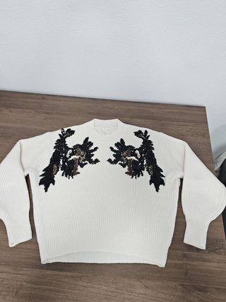 Jersey mujer blanco con adornos dorados