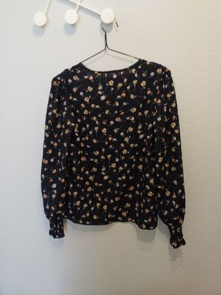 Blusa floral manga larga