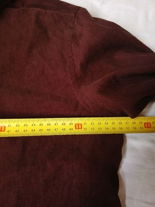 Camisa micropana Massimo Dutti vino Talla L
