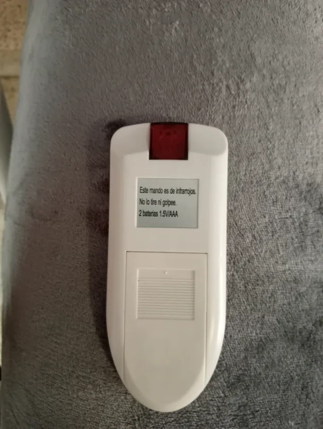 Ventilador de techo blanco