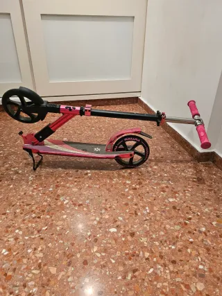 Patinete rosa infantil
