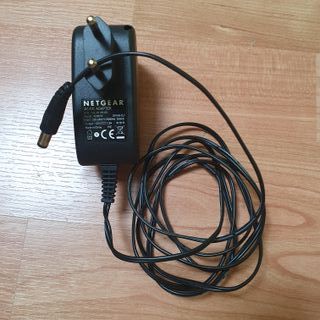 Adaptador Corriente NETGEAR AC-DC AD6610 12V 1.5A