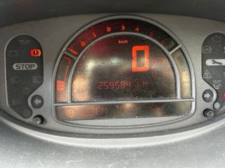 Renault Modus 1.5 dCi (2006) 