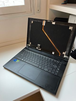 Portátil Gaming MSI Stealth 15 A13VF