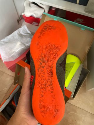 Pack 1 Botas de fútbol y 2 Zapatillas Futsal
