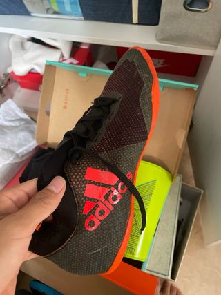 Pack 1 Botas de fútbol y 2 Zapatillas Futsal