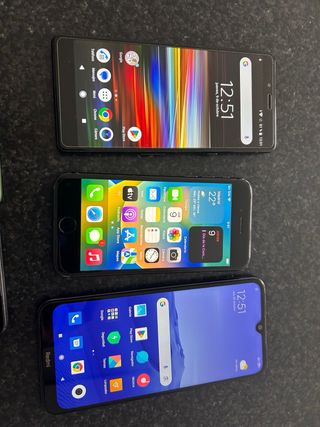 Set cellulare per ricambi: Sony, Apple, Xiaomi
