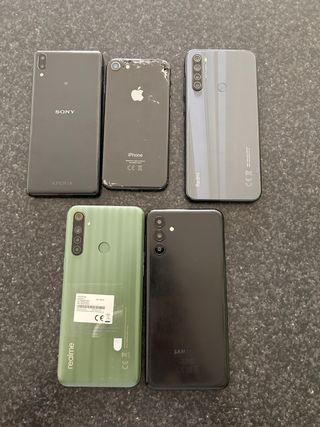 Set cellulare per ricambi: Sony, Apple, Xiaomi