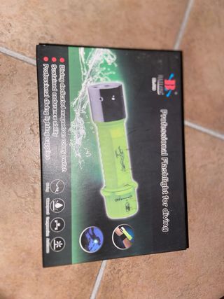 Torcia professionale per immersioni