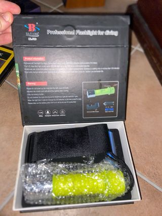 Torcia professionale per immersioni