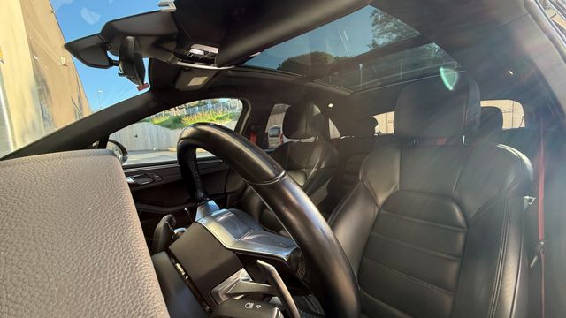 Porsche Macan Macan