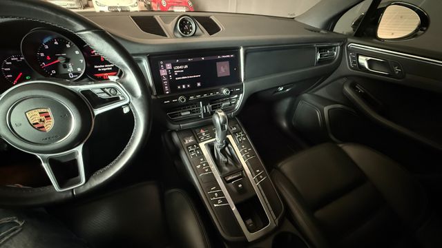Porsche Macan Macan