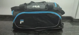 Bolsa de deporte Fila negra y azul