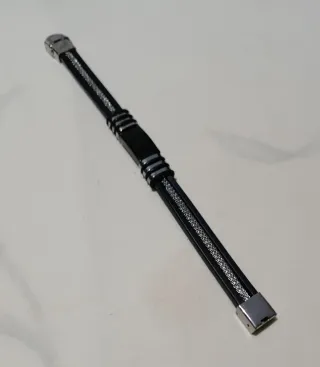 Bracciale da uomo nero e argento