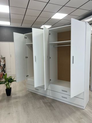 Armario 4 puertas nuevos