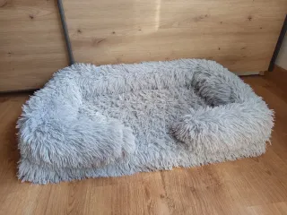 Cama para mascotas peluda 