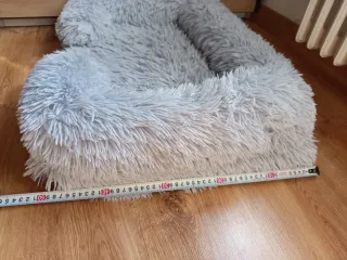 Cama para mascotas peluda 