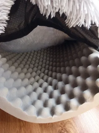 Cama para mascotas peluda 