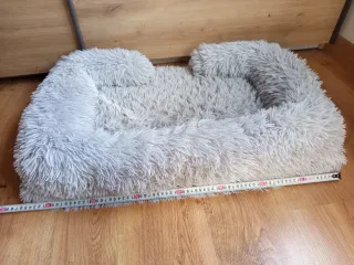 Cama para mascotas peluda 