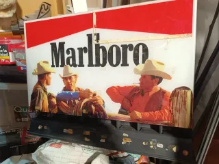 Dispensador Tabaco Manual Antiguo Marlboro