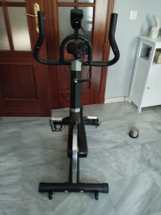 Bicicleta Estática Trainer Alpha 800