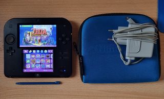 Nintendo 2DS Azul y Negra