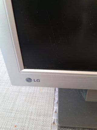 Pantalla Plana LG Flatron Antigua